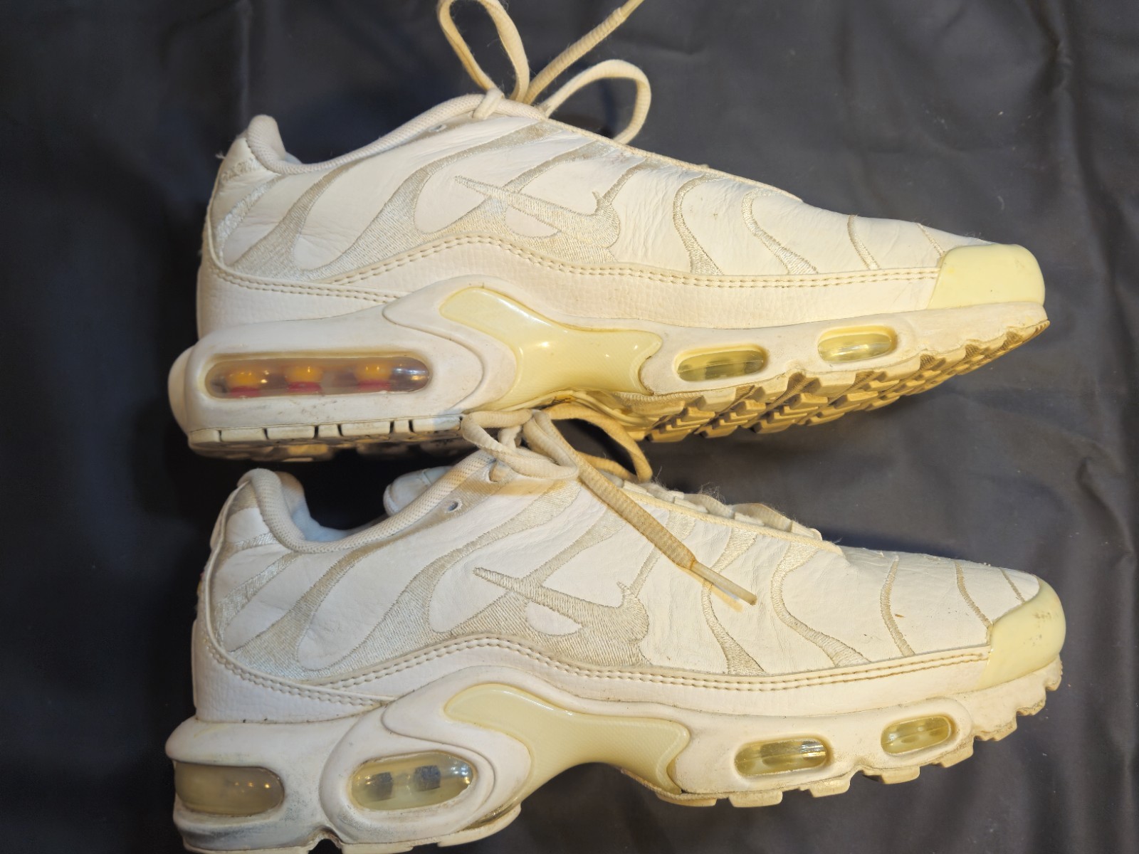 Size 9 Nike Air Max Plus TN Ultra White Metallic Silver Men Shoes AJ2029 100