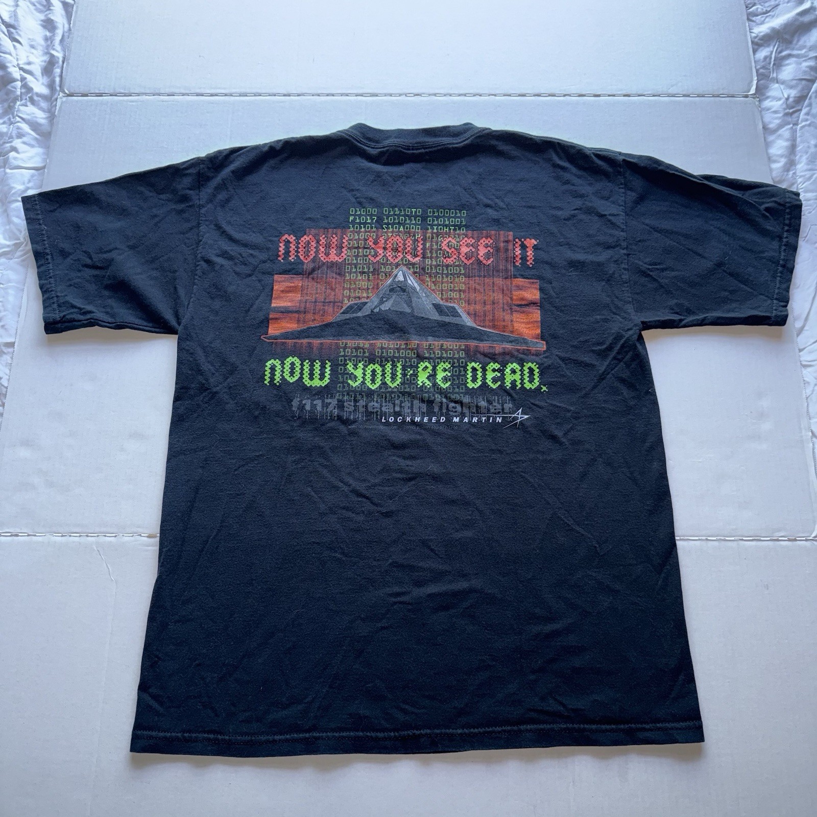 F117 Stealth Fighter Lockheed Martin Promo T-shirt Men’s Size L Black Graphic
