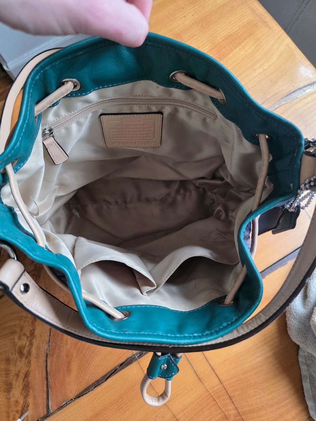 Coach Daisy Leather Drawstring Shoulder Bucket Bag Blue Green Tan Colorblock