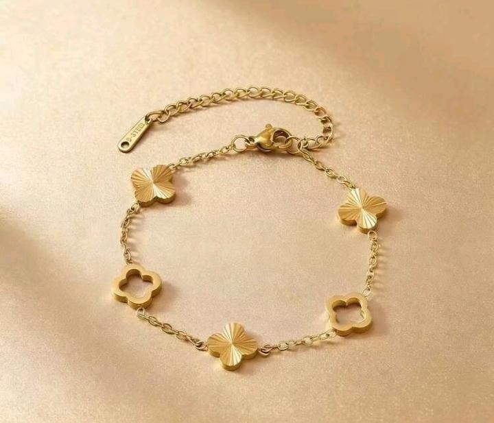 GOLD STAINLESS STEEL CLOVER JEWELRY SET NECKLACE BRACELET EARRINGS WOMEN FASHION