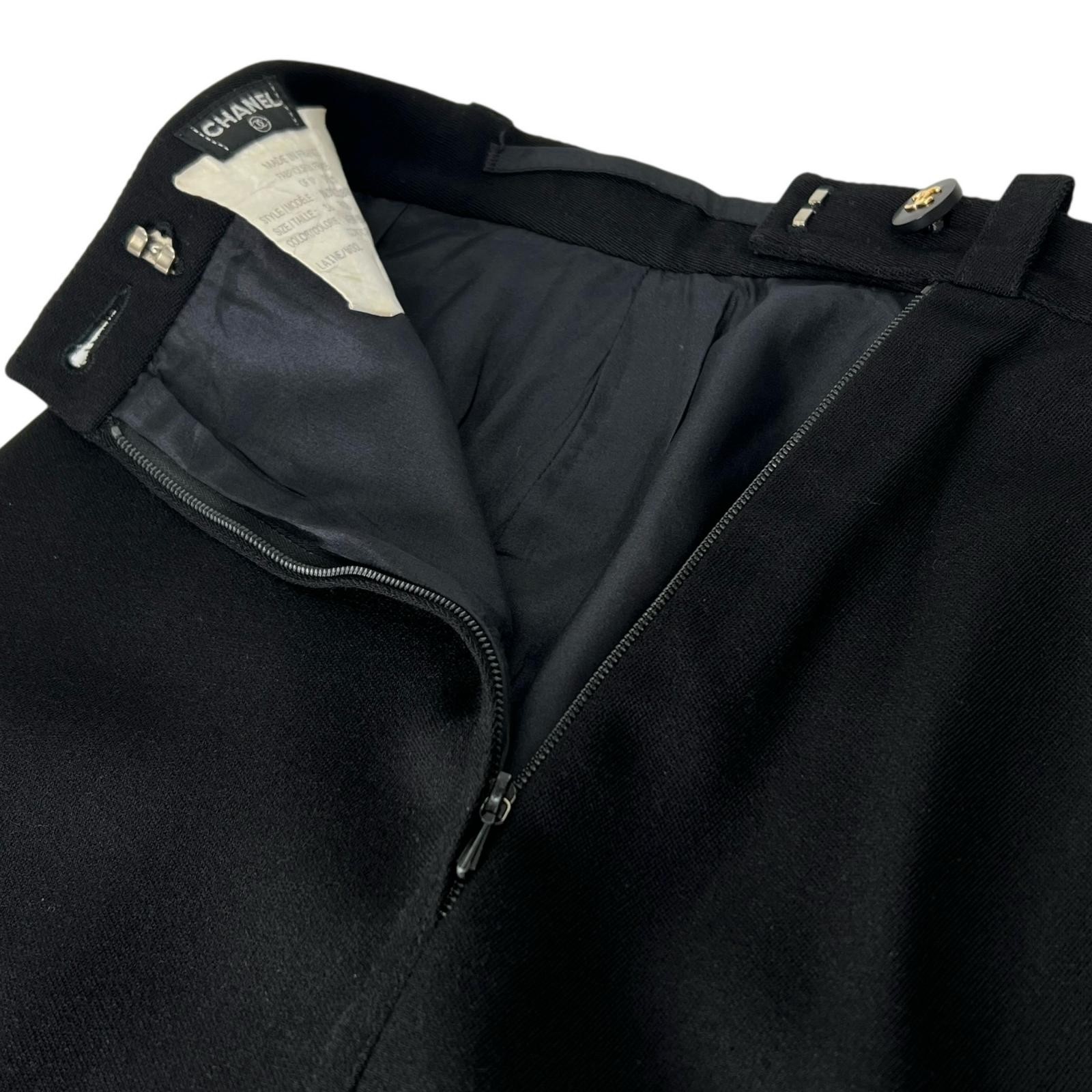 CHANEL Wool Skirt – DUTY FREE
