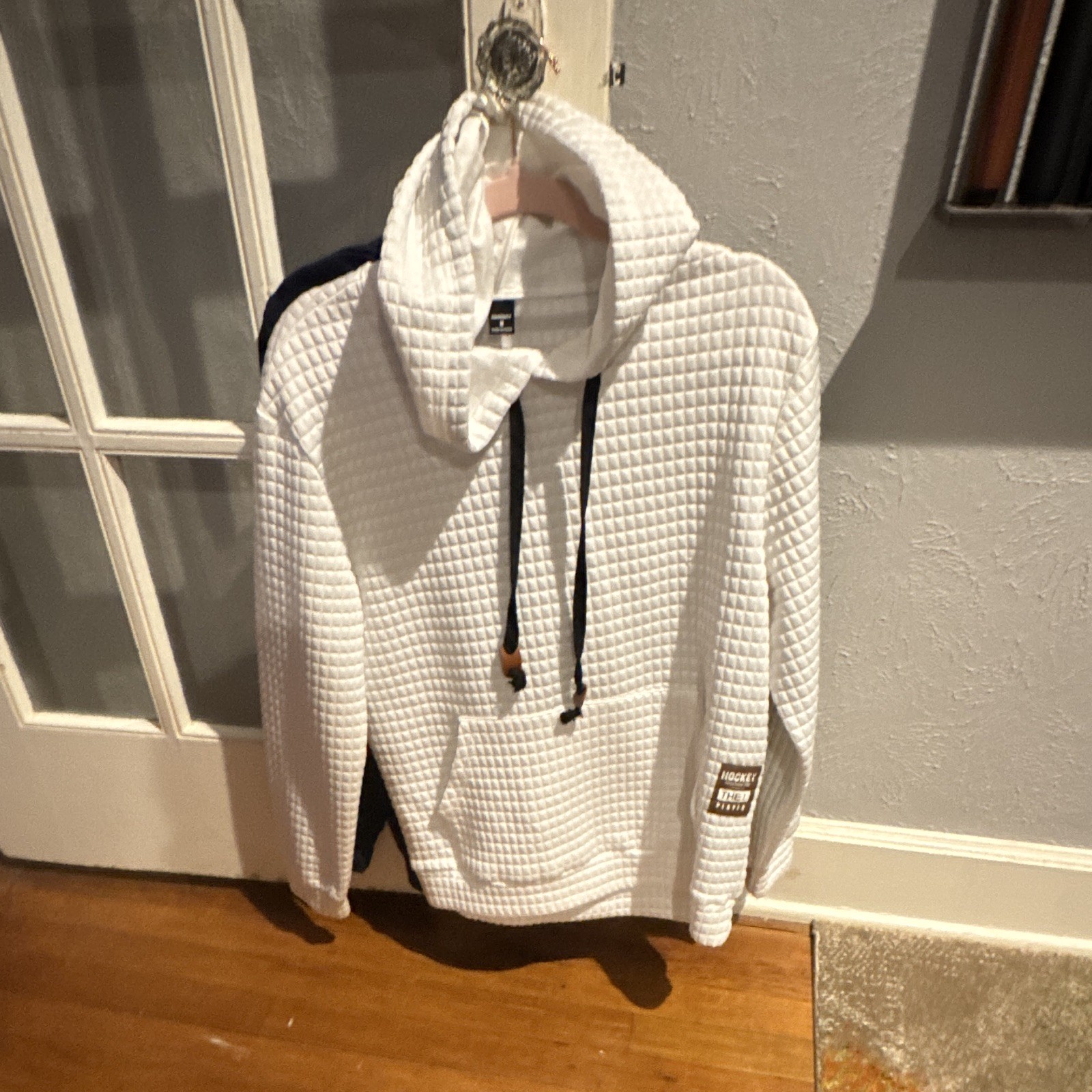 Manfinity Mens M Solid White Hockey Pullover Knit Hoodie Drawstring Pockets Logo