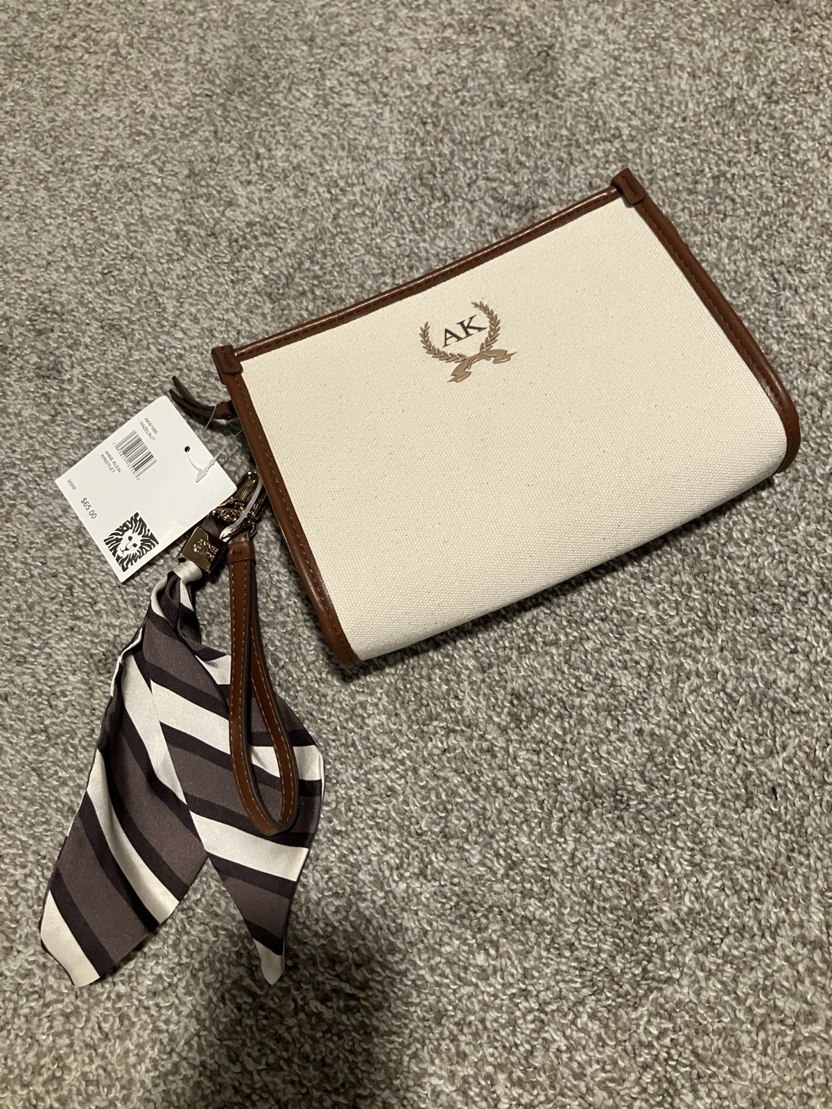 NWT ANNE KLEIN CANVAS WRISTLET CLUTCH