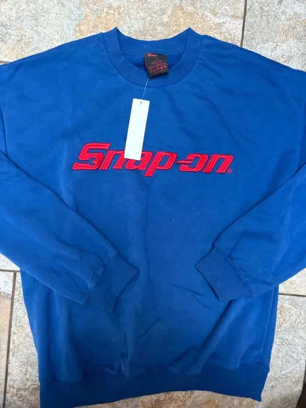 Snap On NWT crewneck blue red embroidered basic mechanic streetwear soft cotton