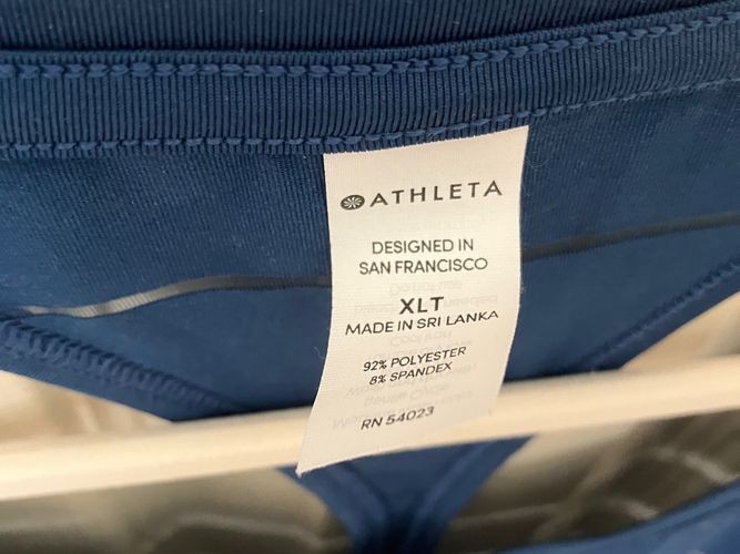 Athleta long racerback tank top, size XLT, dark blue, sheet stripes, exc cond