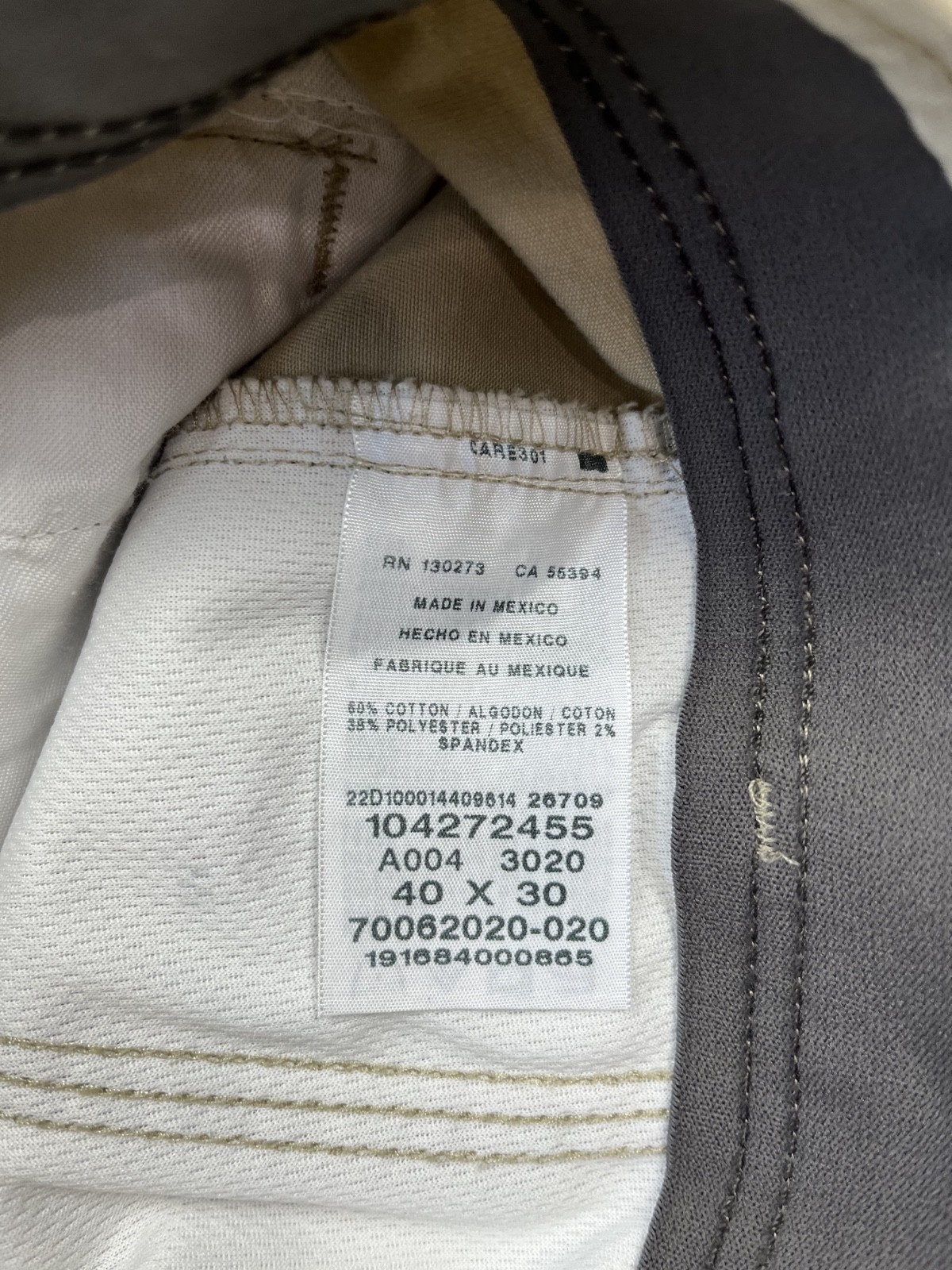 Lee Extreme Motion Men’s Khaki Pants Straight Fit Tapered Leg Size 40×30