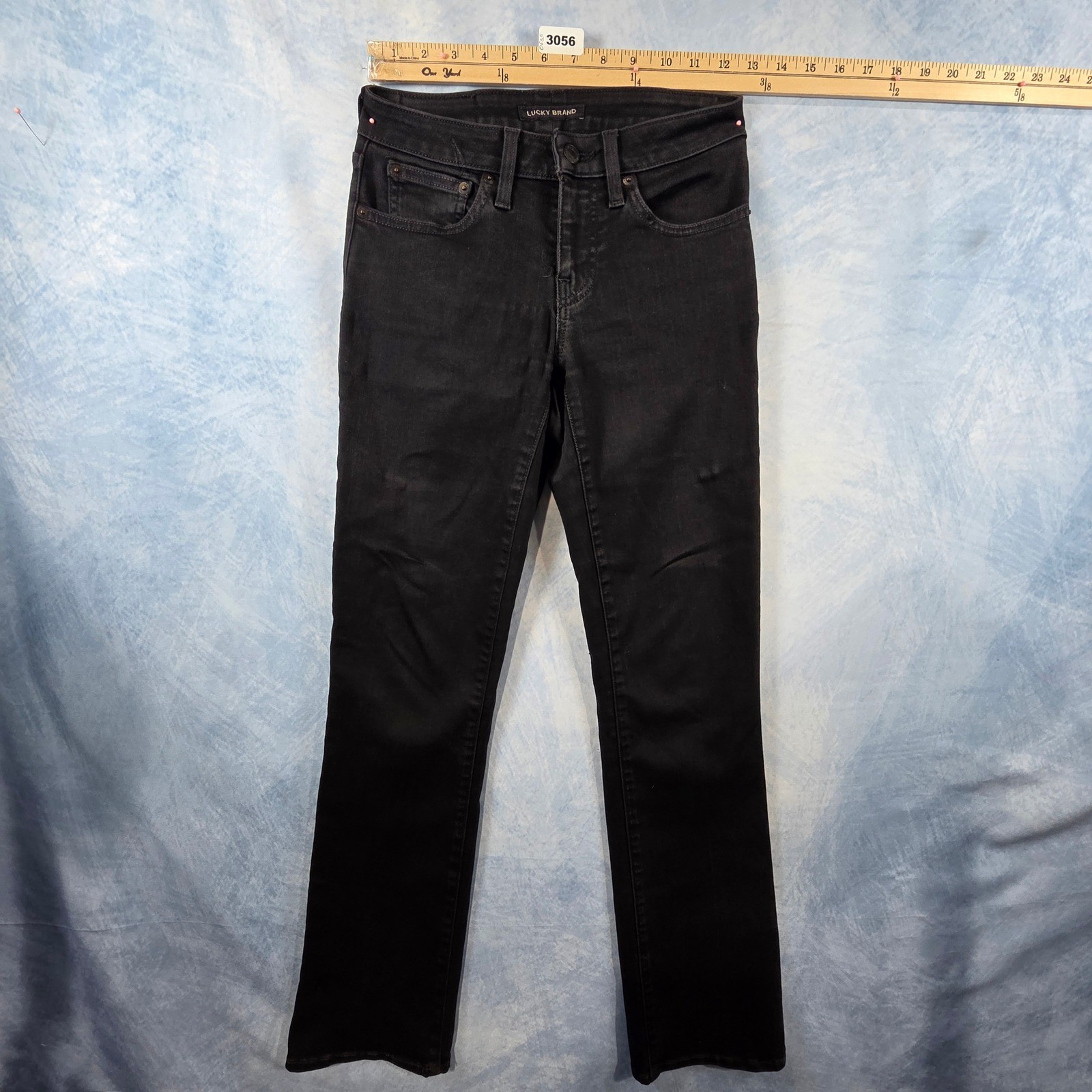 Lucky Brand Lolita Boot Black Low Rise Bootcut Jeans Womens 2/26R Stretch Denim