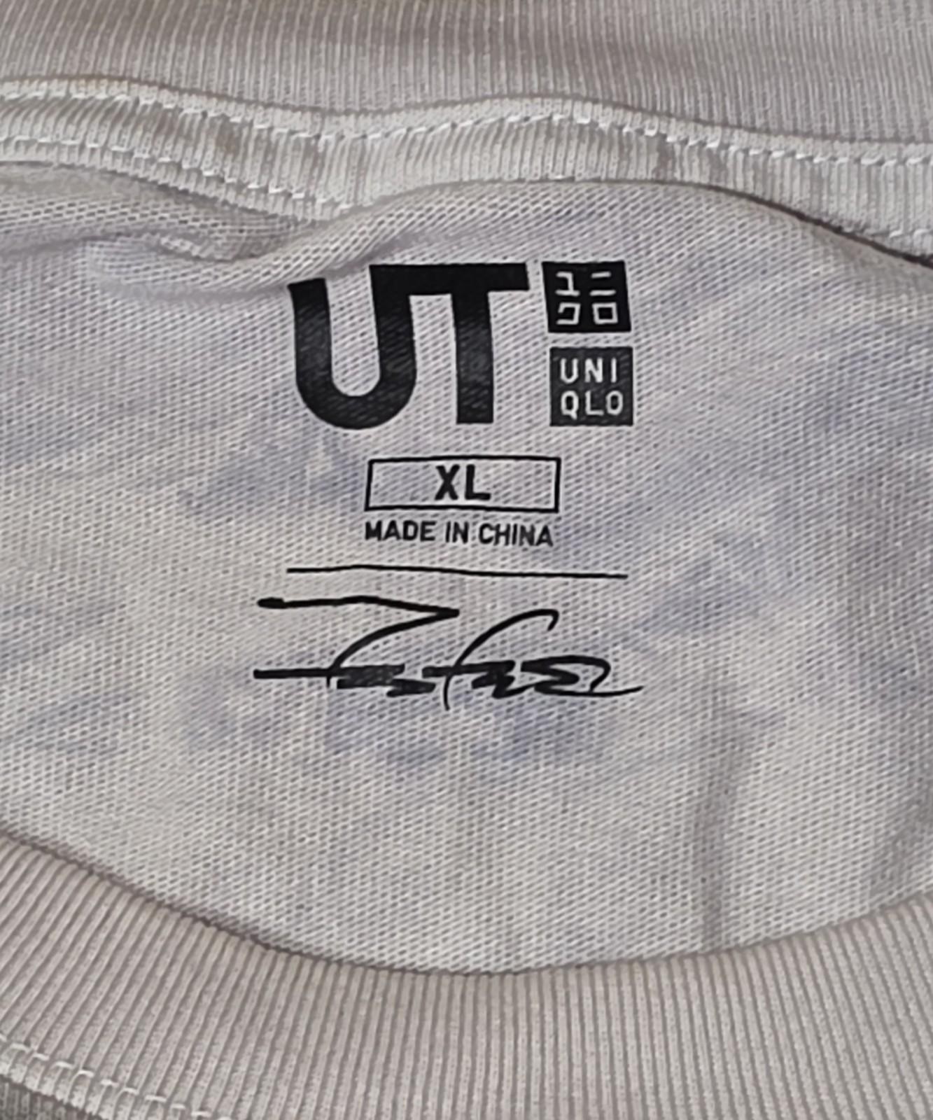 Futura Laboratories x Uniqlo Script T-shirt Size XL