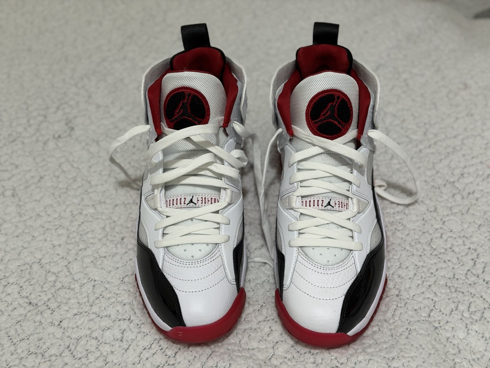 Jordan Unisex Men Size 9 Mid Top Lace-Up Sneakers White/Red/Black Logo