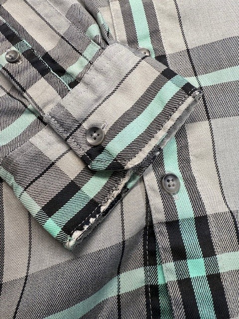 Oakley Shirt Mens Medium Gray Mint Green Plaid Thermogauge Long Sleeve Button-Up
