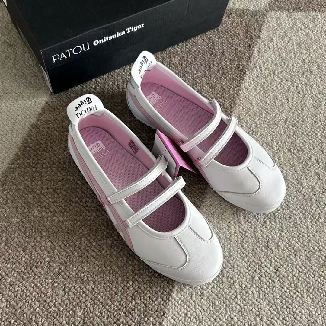 Vintage Onitsuka Tiger Mexico 66 Ballet Shoe Flats White/Pink 1183C379-101