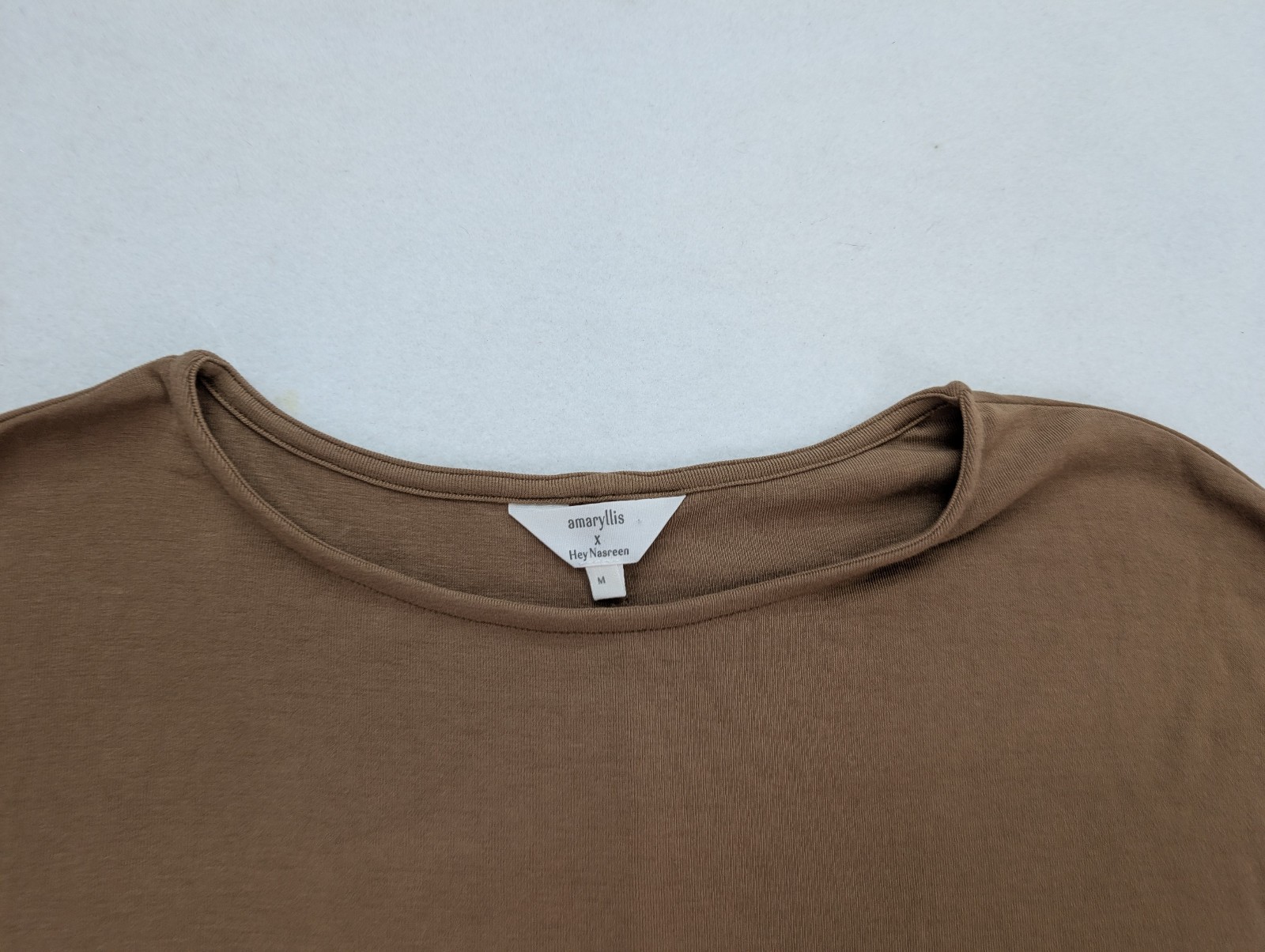 Amaryllis x Hey Nasreen Women’s Top Size M Brown Dolman Sleeve