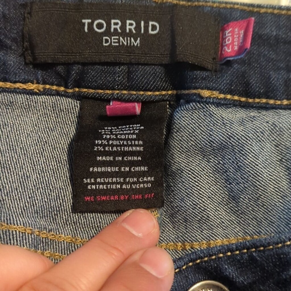26 regular Torrid denim jeans us size EUC blue stretch slimming look any season