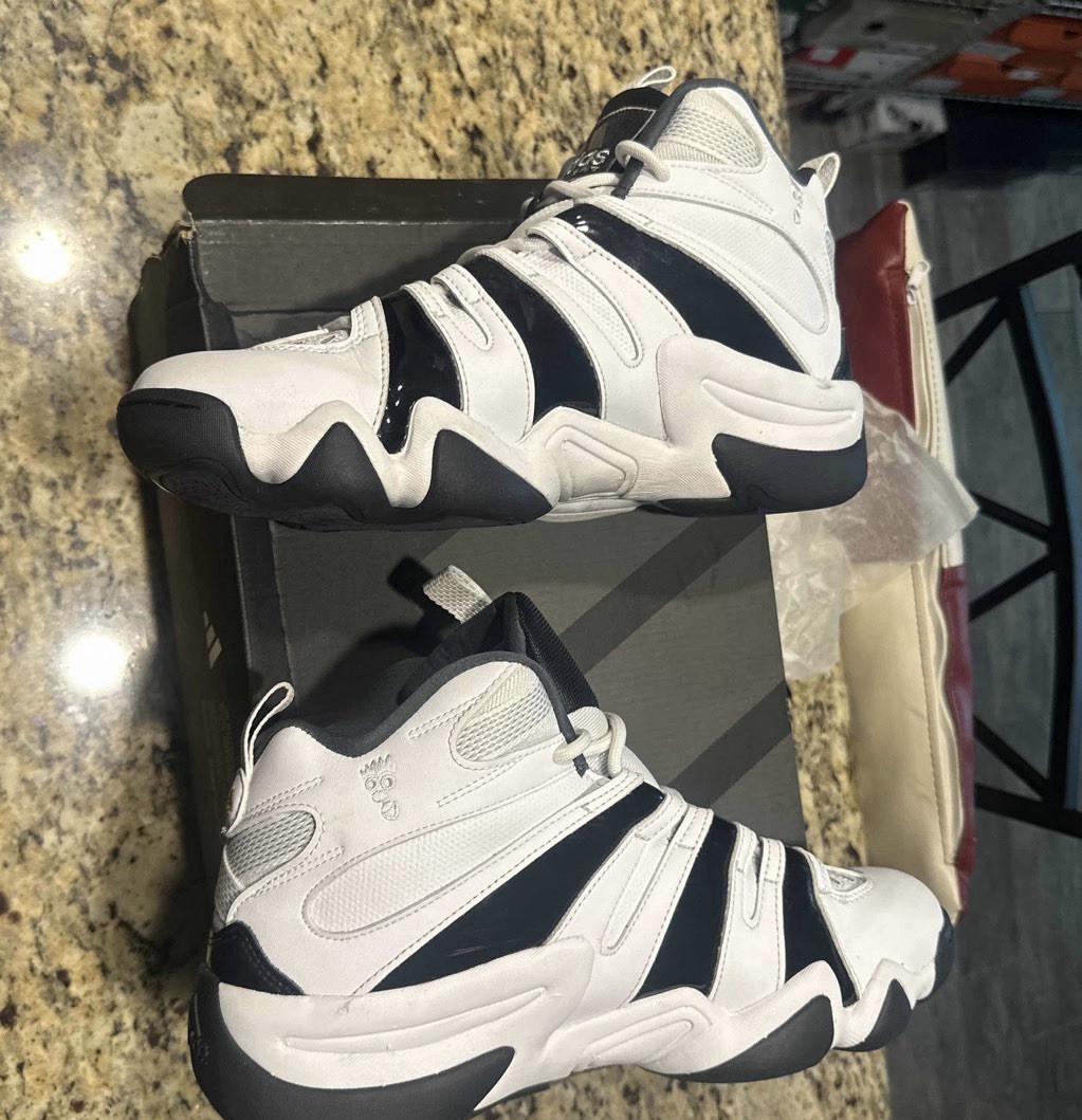 adidas Crazy 8 Retro Leather Basketball White/Black Men sz 10 Kobe Lakers w box