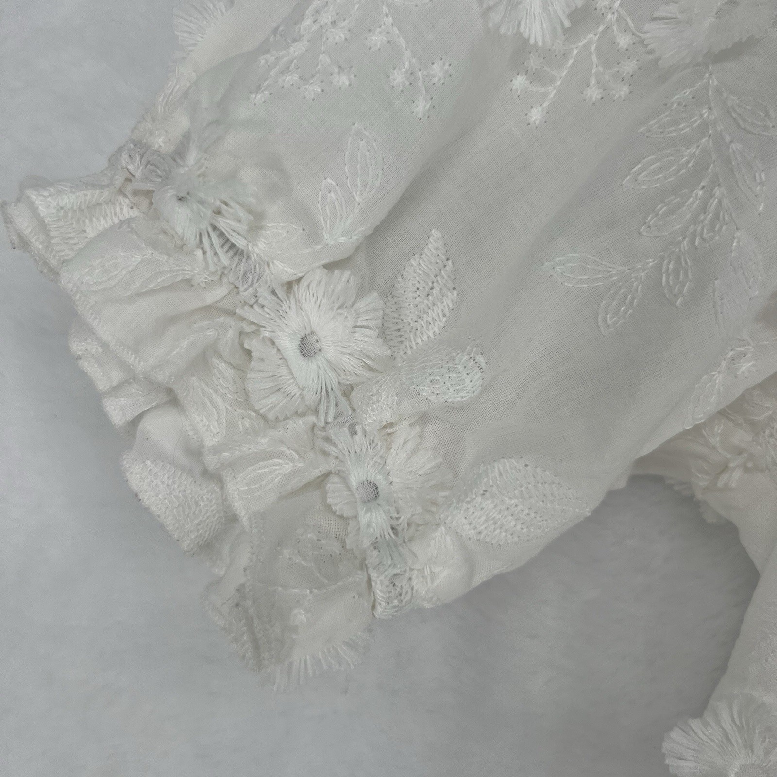 Nanette Lepore White Floral Eyelet Embroidered V-Neck Blouse Sz S Bridal Sheer