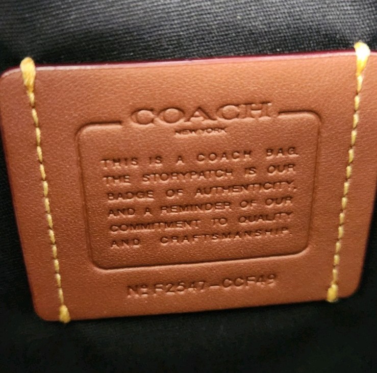 Coach Compass 25
