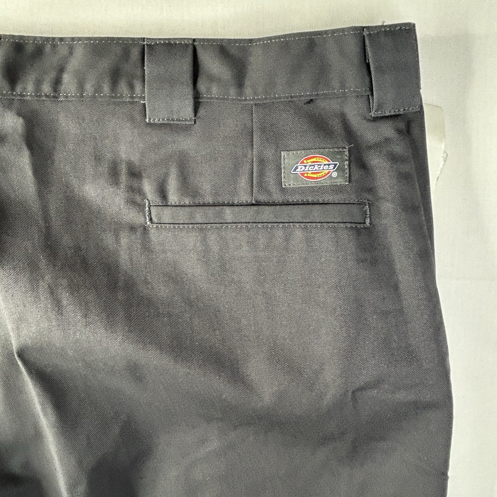 Dickies Flex Utility Work Shorts Mens Size 40 Regular Fit 13″ Inseam Gray NEW