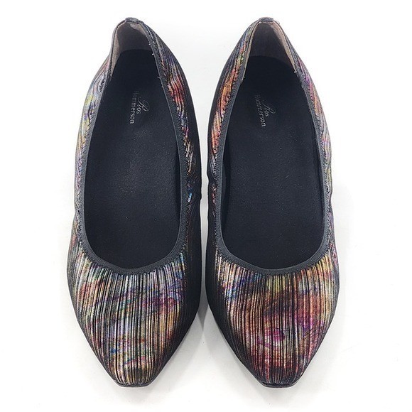 ROS HOMMERSON Karat Shimmer Rainbow Pump Removable Insole Metallic
