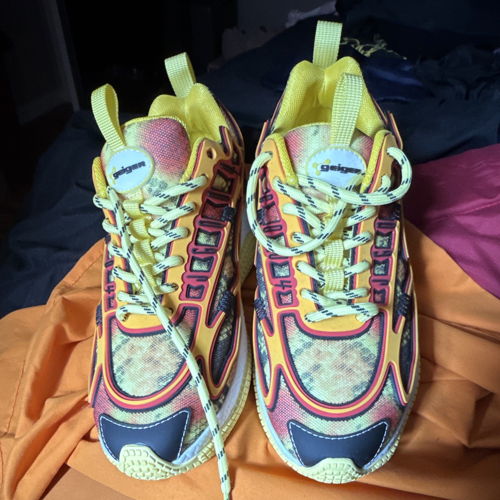 John Geiger 004 Sneakers Men’s Size 6 Excellent Condition Rare Colorway