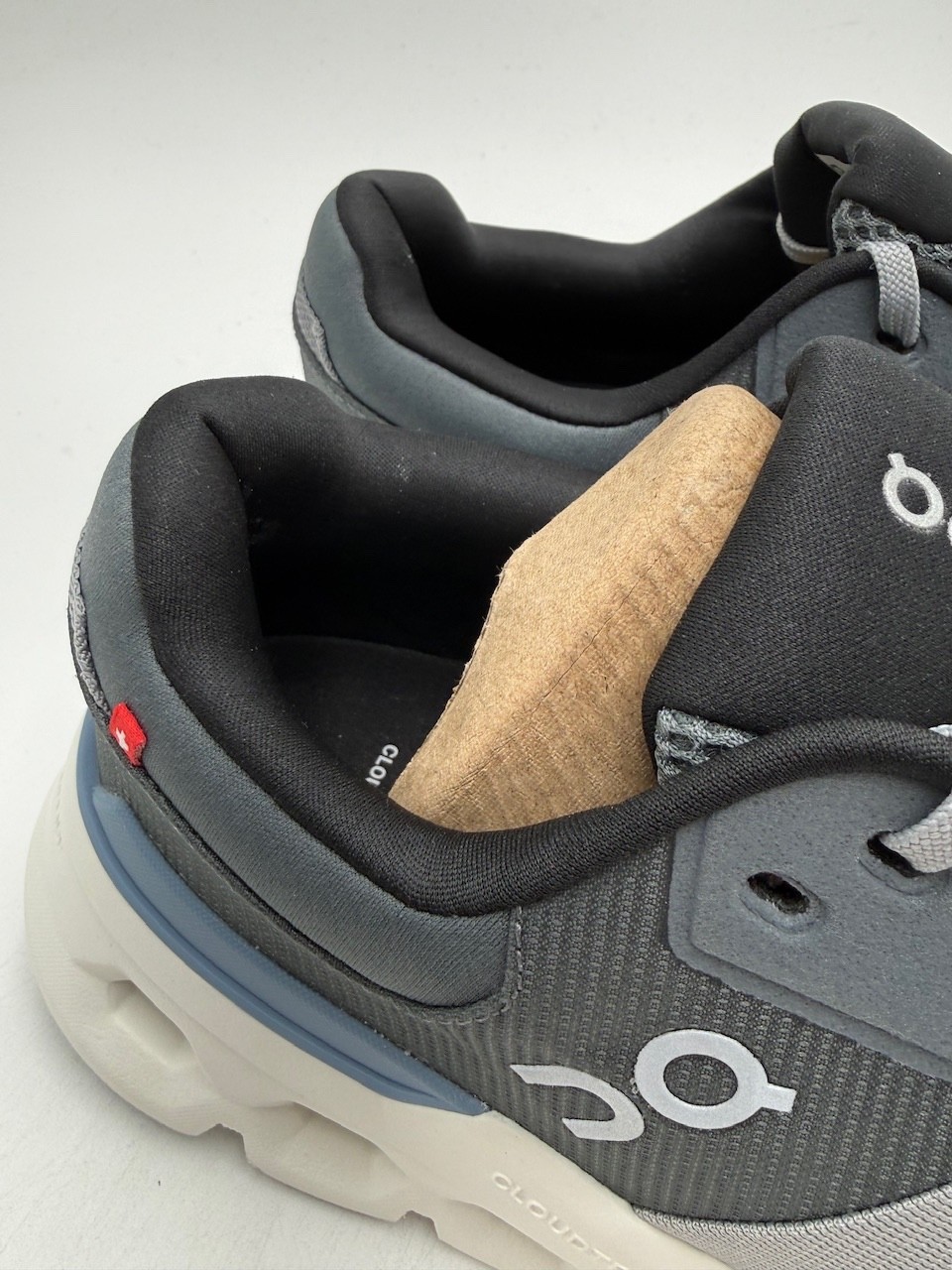 ON CLOUDRUNNER 2 Men’s NEW Athletic Sneaker Alloy/Chambray Multiple Sizes