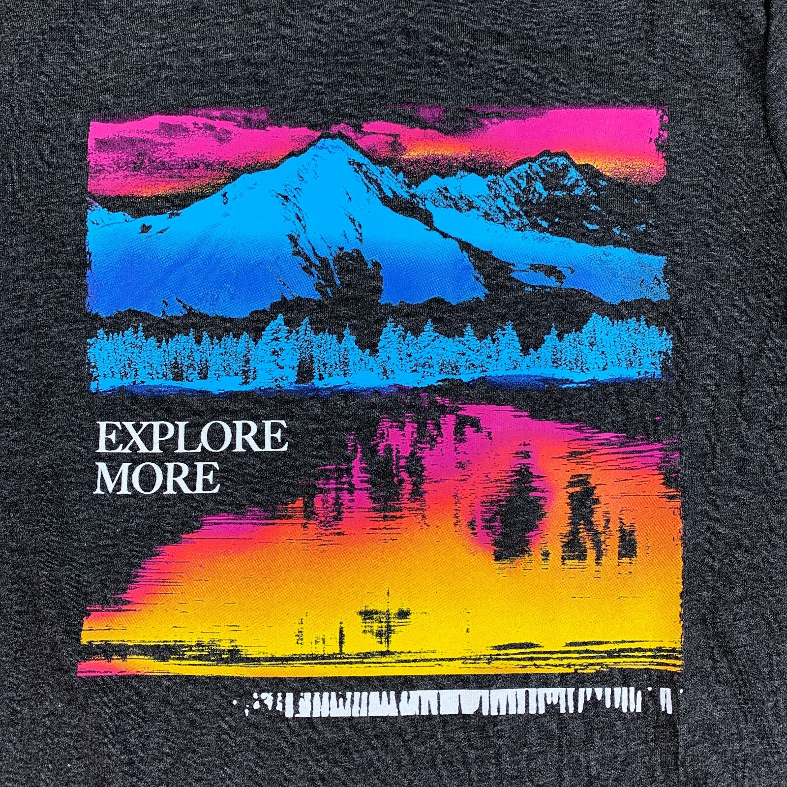 Old Navy Gender-Neutral Size Medium 8 Gray Explore More Long-Sleeve Graphic Tee
