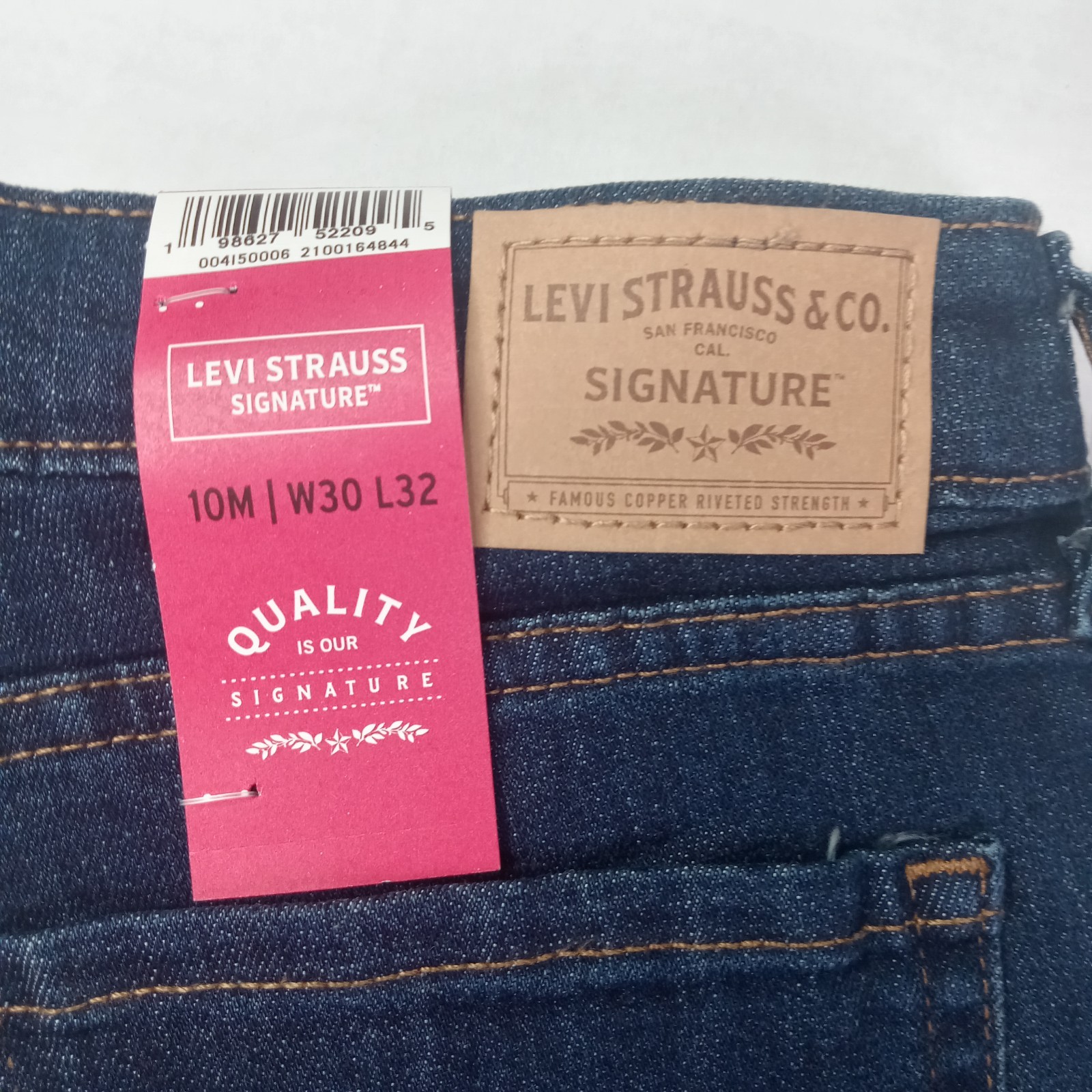 Levi Strauss Signature Mid Rise Bootcut Jeans Women’s Size 10M 30×32 Blue