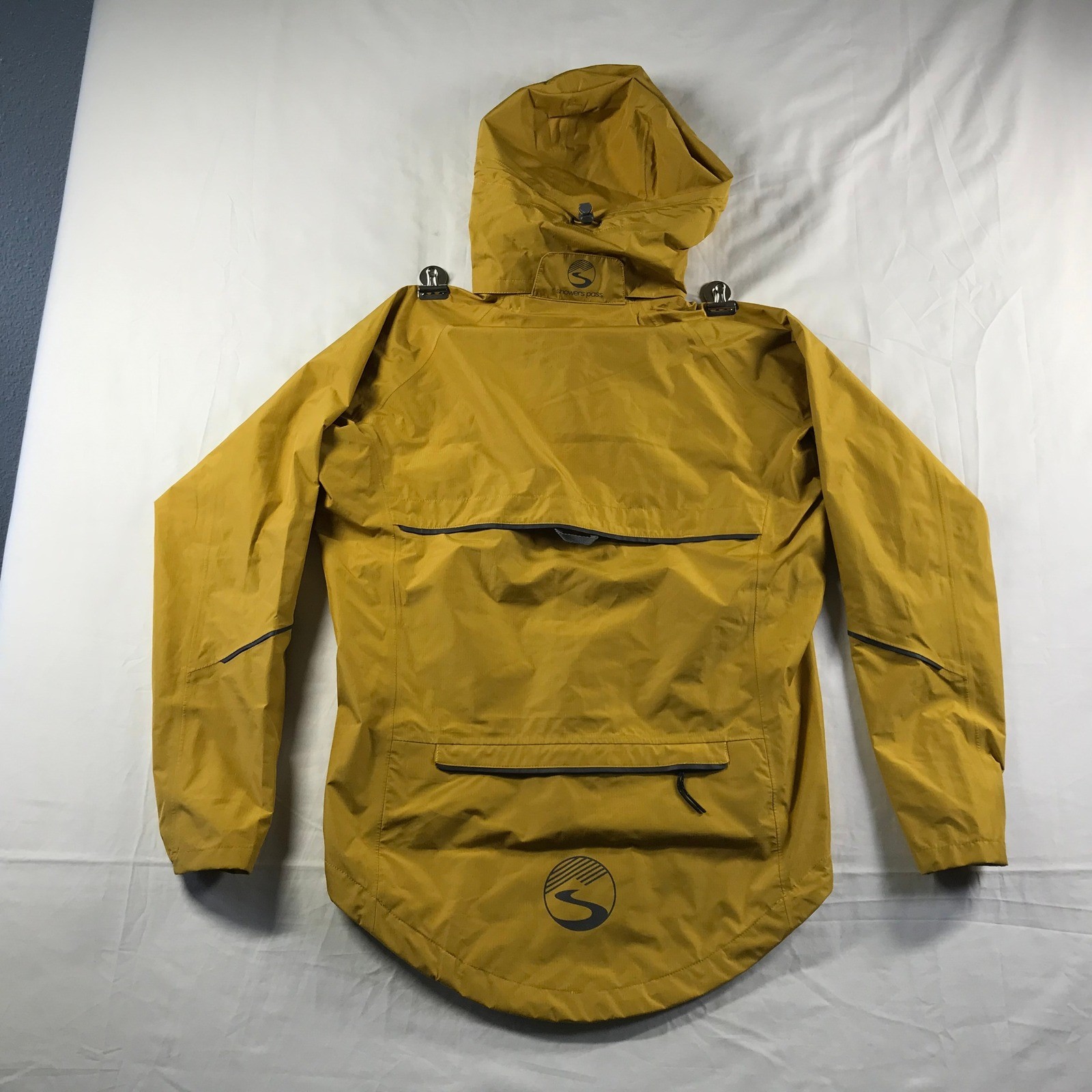 Showers Pass EcoLyte Elite Cycling Jacket Mens Small Harvest Yellow 1007 NWT