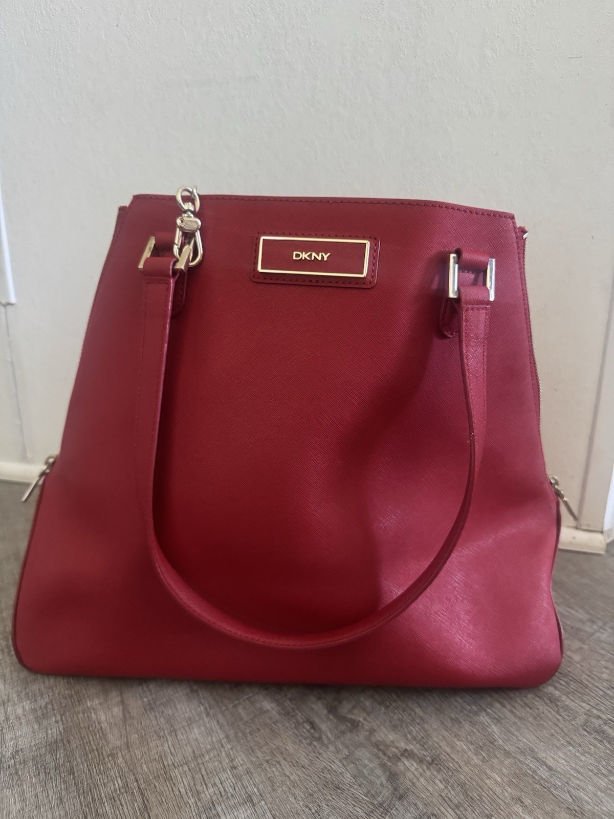 DKNY Leather Large Red Tote Shoulder Bag Zip Closure Gold Hardware