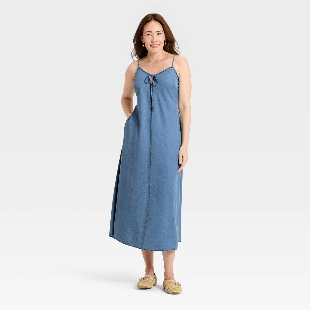 Women Chambray Maxi Sundress – Universal