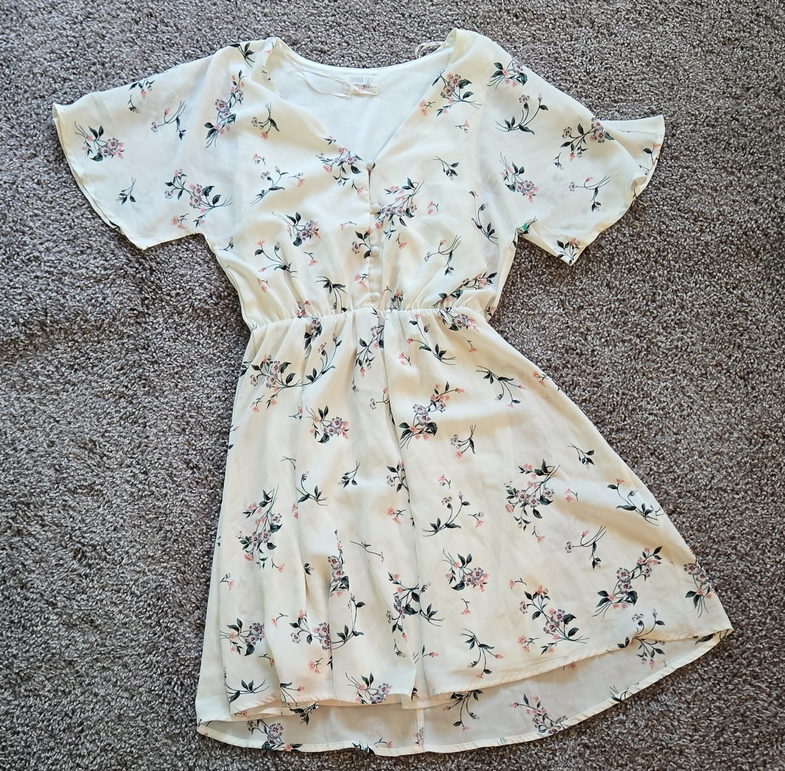 Sienna Sky Women’s XS Ivory Floral A-Line Short Dress V-Neck Short Sleeve Button