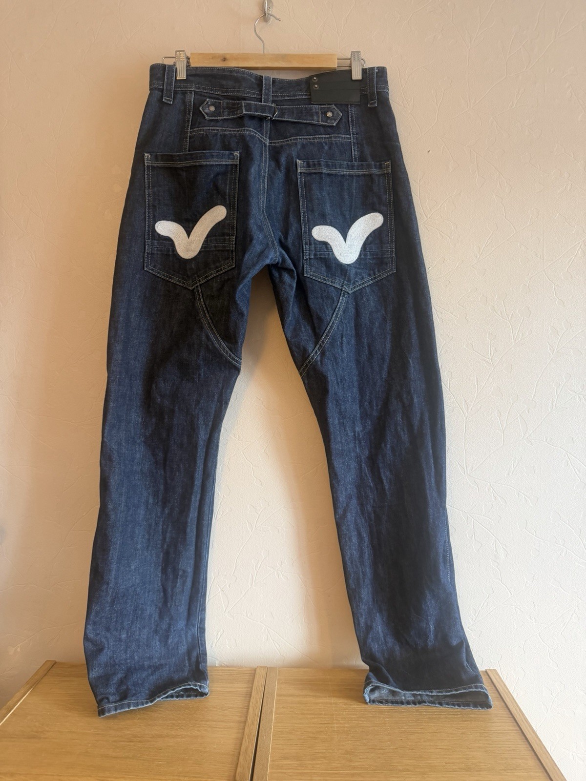 Voi Shearer Raw Y2K Back Pocket Print Button Fly Jeans W34 L34 (LB)