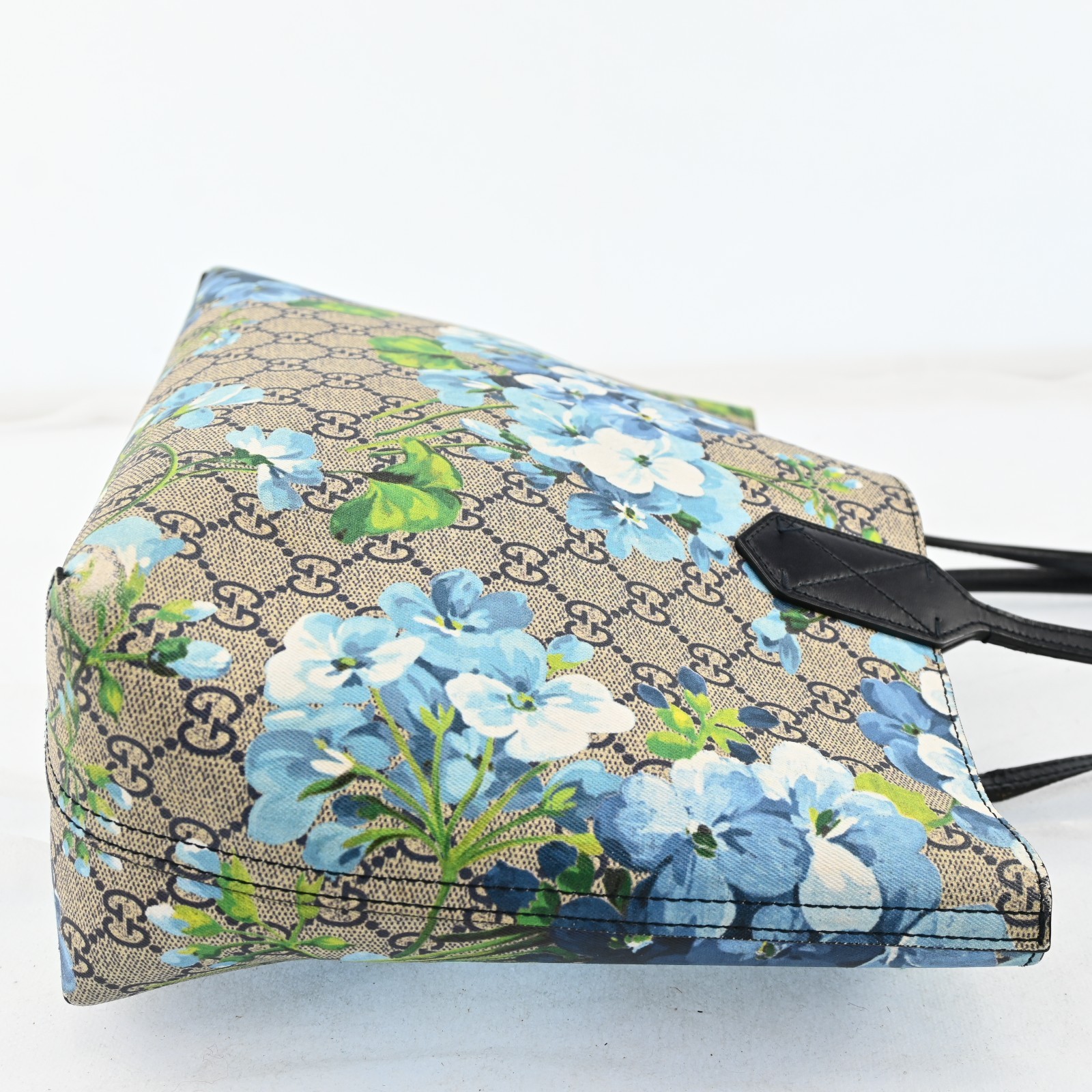 GUCCI Blooms Printed Tote Bag GG Reversible PVC Blue M1371YC804