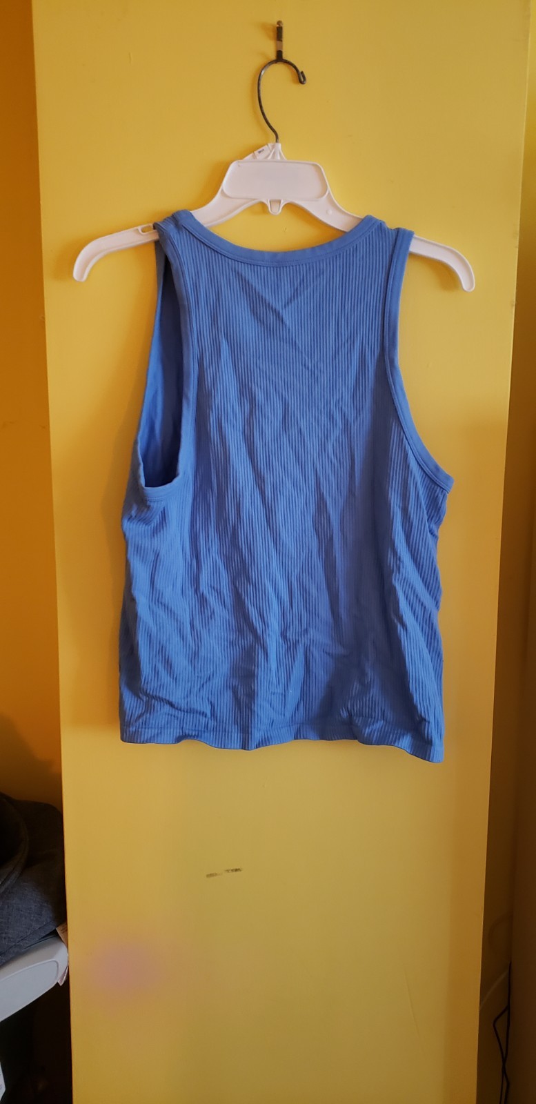 No BOUNDARIES Womens Blue Ribbed Cropped Snug Fit Sleeveless Tank Top 2XL 19