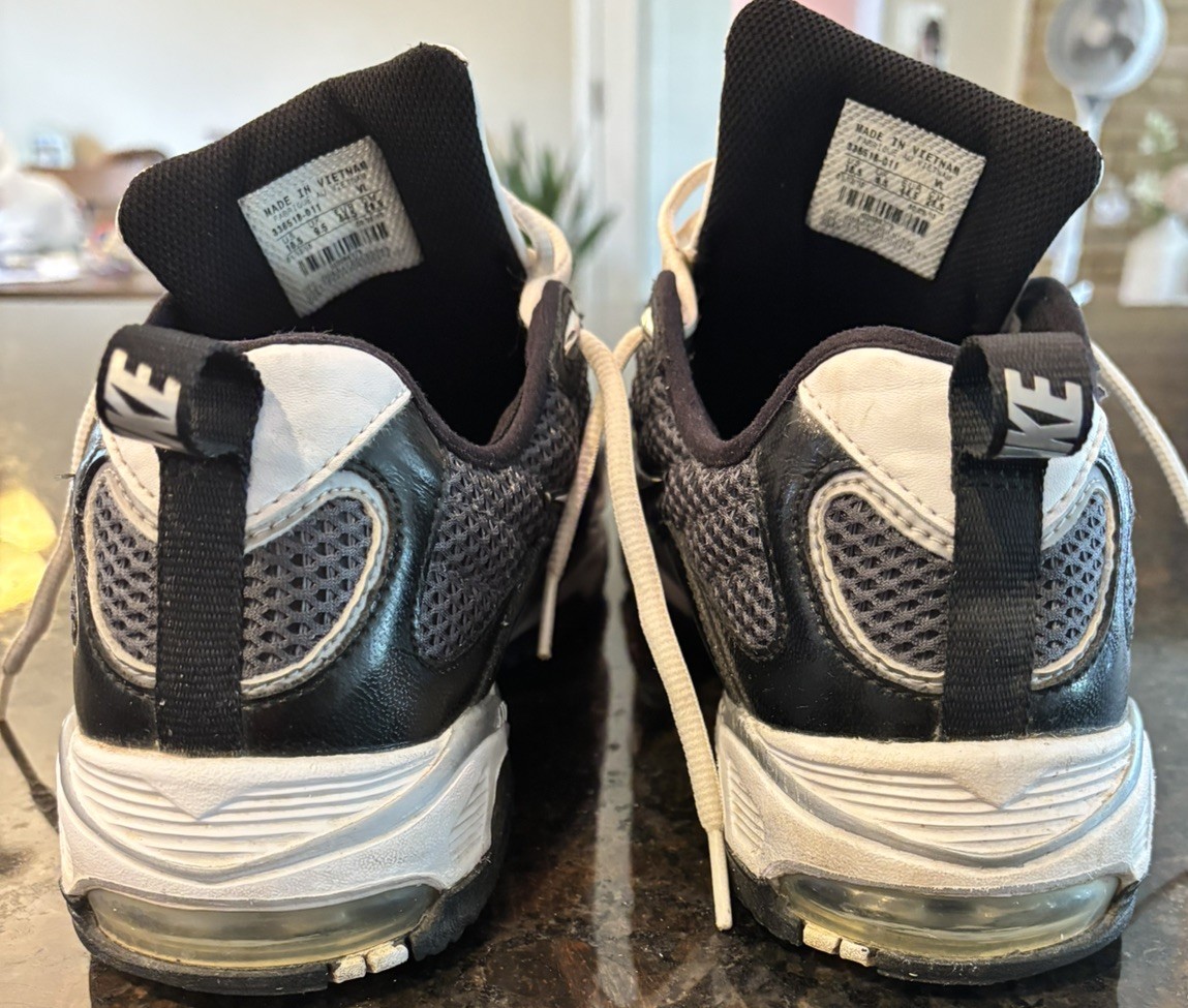 Nike Air MVP Running Cross Training Shoe Men’s Size 10.5 EU44.5 (336518-011)