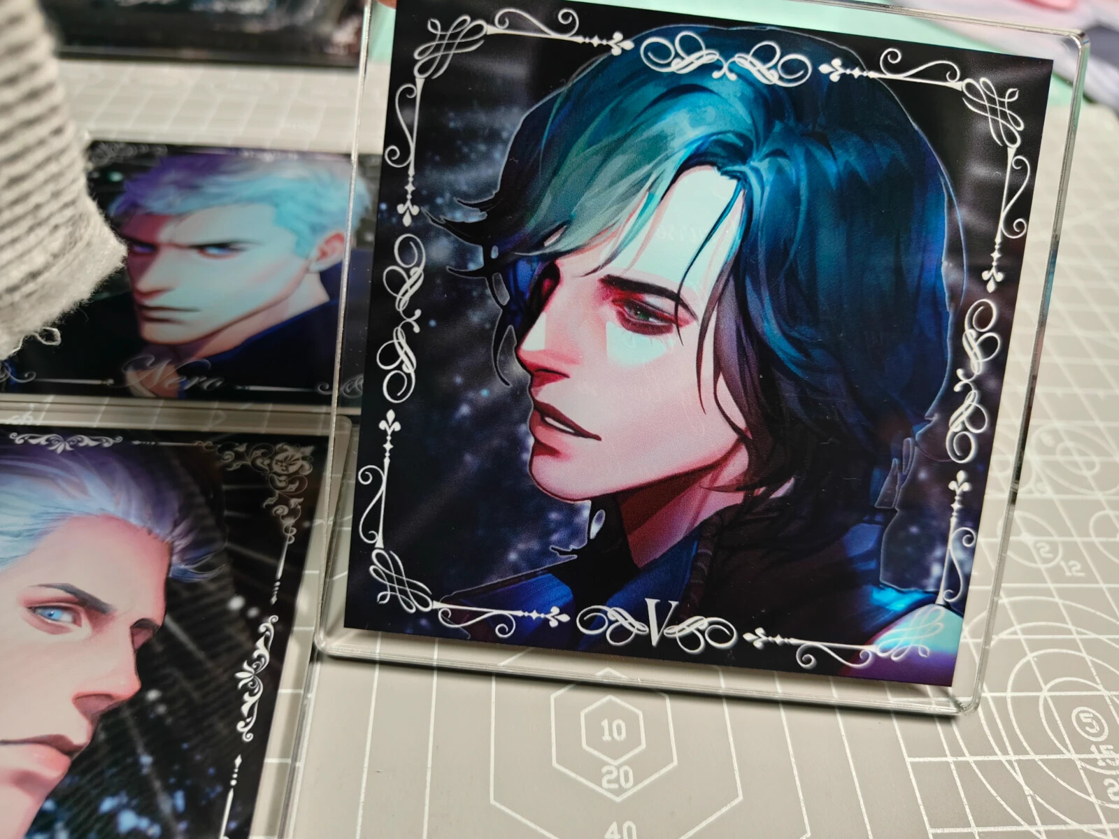 Devil May Cry Vergil Nero Dante Acrylic Coaster Desk Cup Coaster Cosplay Prop YZ