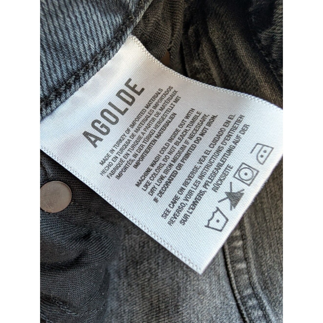 AGOLDE Toni Jean in Washed Black