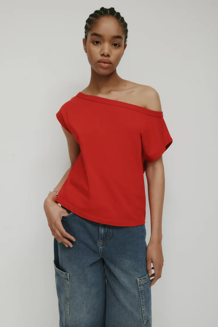 Women’s Off Shoulder Tee, Kotn, size M