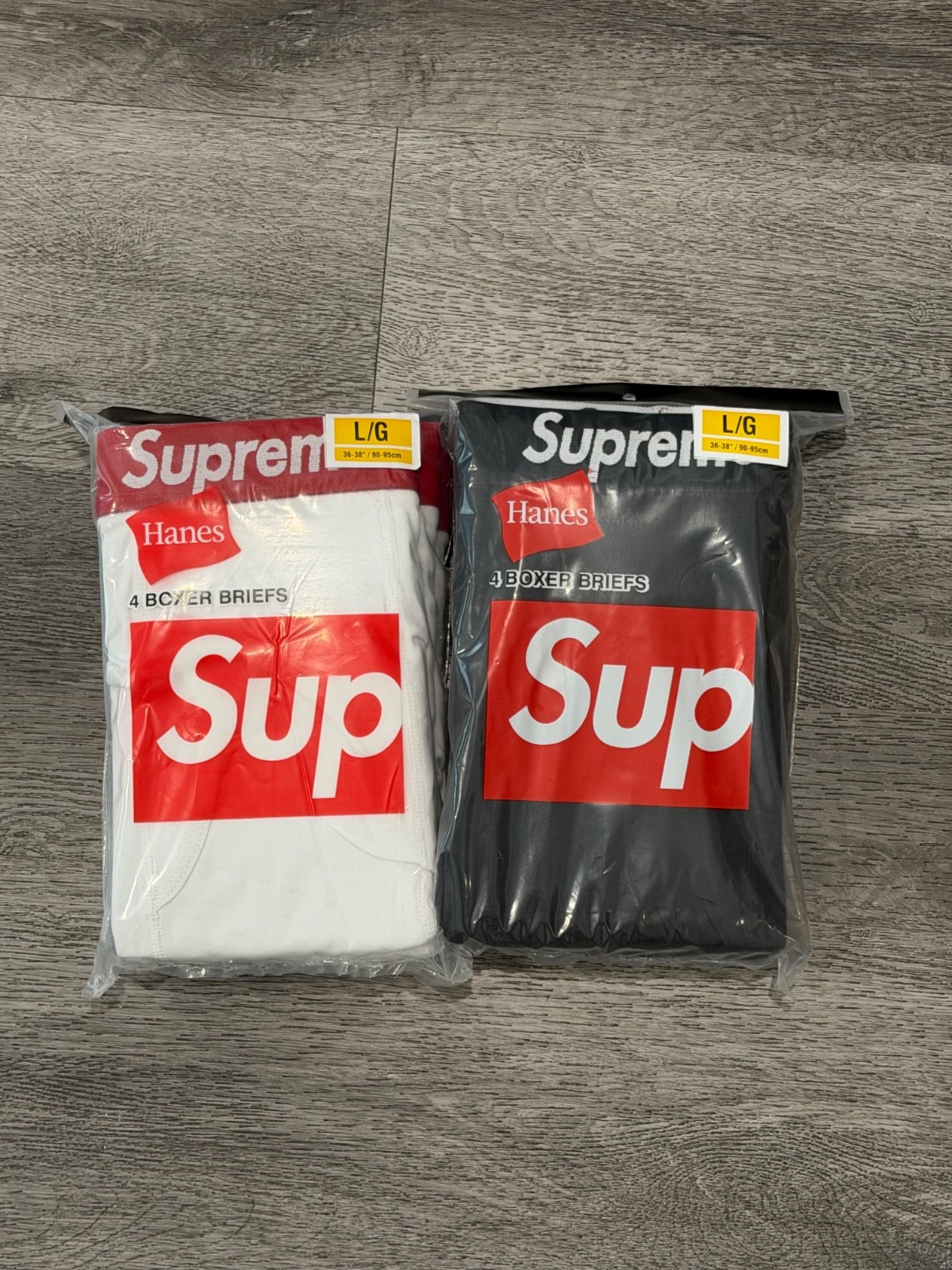 supreme hanes boxer briefs 4 pack All Size