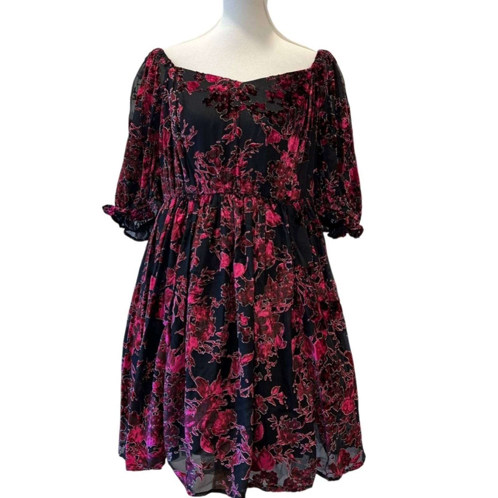 Torrid Plus Size Cocktail Dress 1X Semi Formal 16 Homecoming Retro Party Cruise