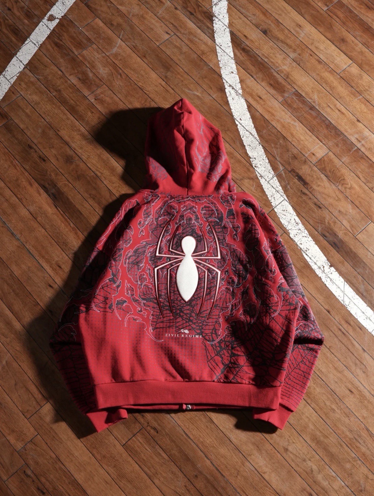 SPIDER-MAN WEB ROSE FULL ZIP UP HOODIE IN EQUESTRIAN RED LARGE