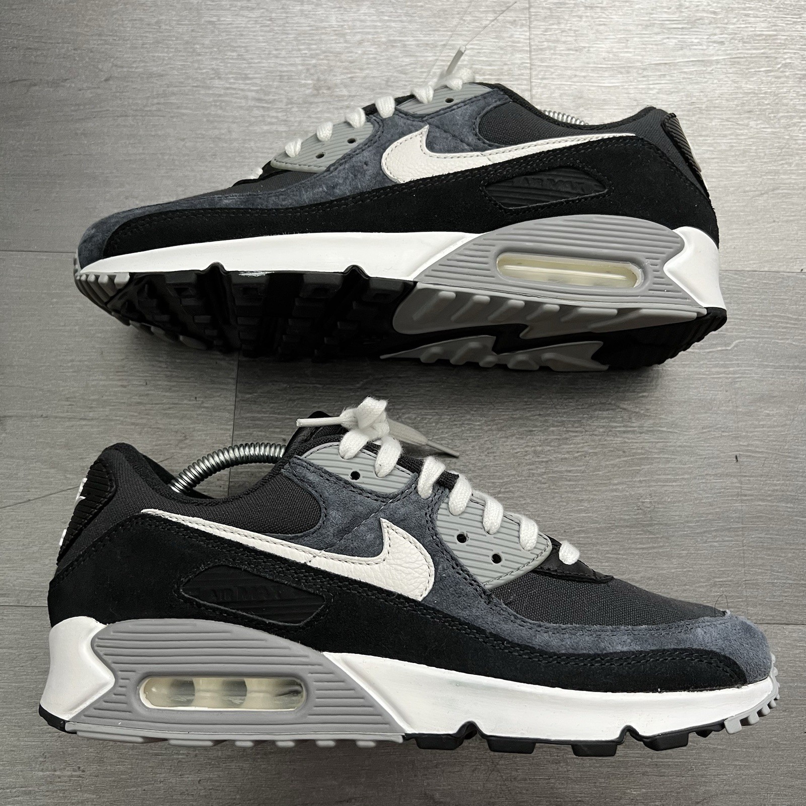 Nike Air Max 90 Premium PRM Off-Noir Men’s Size 9.5 Black Gray White DA1641-003