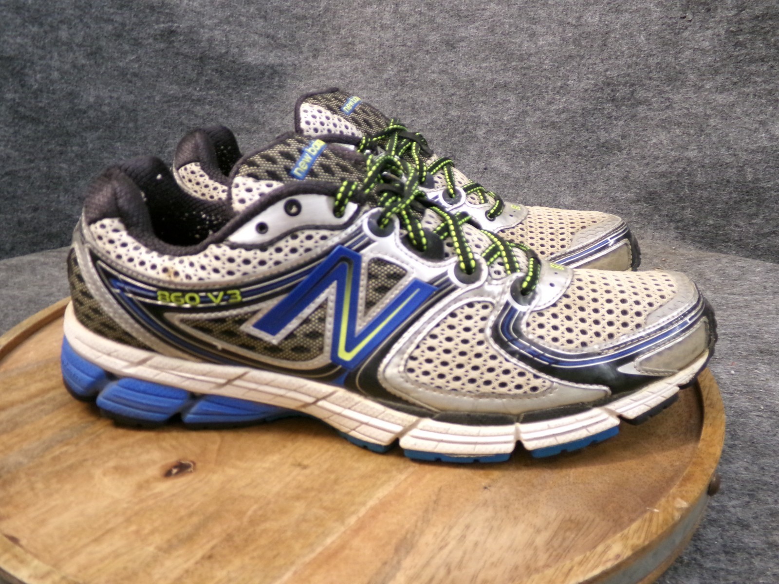 New Balance 860v3 Size 13 B Silver Blue Black Running Shoes Sneakers M860SB3 USA