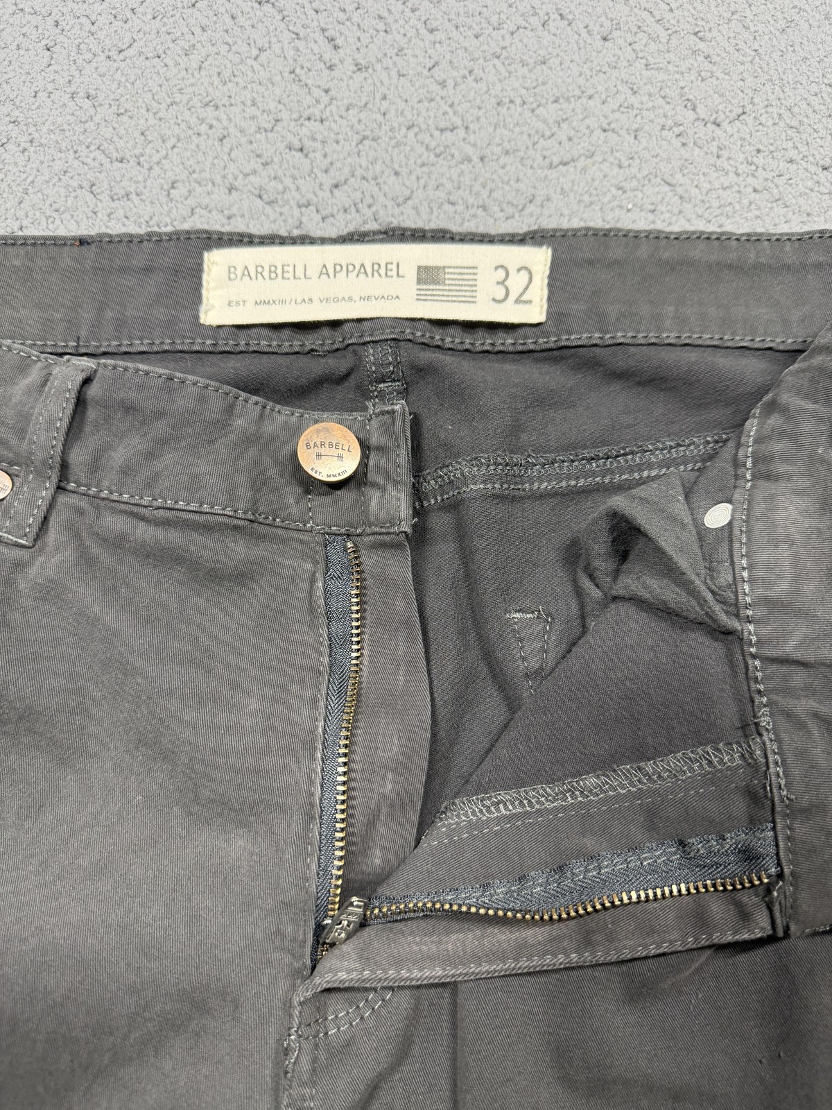 Barbell Apparel Jeans Mens 32×33 Gray Charcoal Wash Straight Leg Stretch Denim