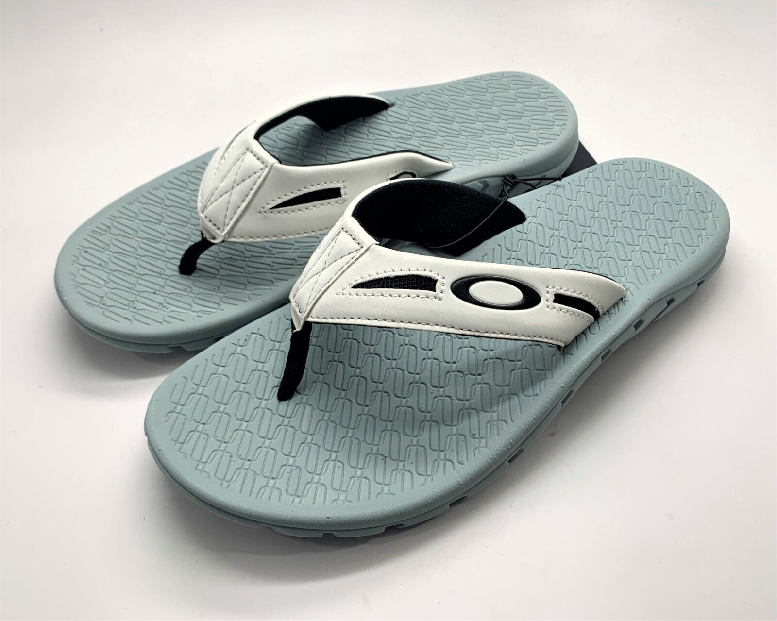 Oakley Operative Sandals 2.0 Men’s SIZE 12 Special Edition Flip Flops 13477-9GE
