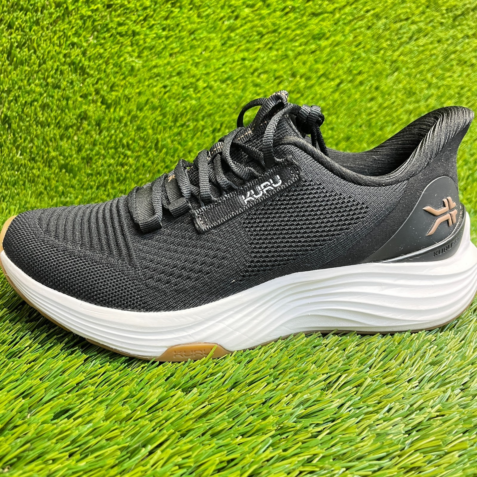 Kuru Atom 2 Womens Size 8D Black White Athletic Running Walking Shoes Sneakers