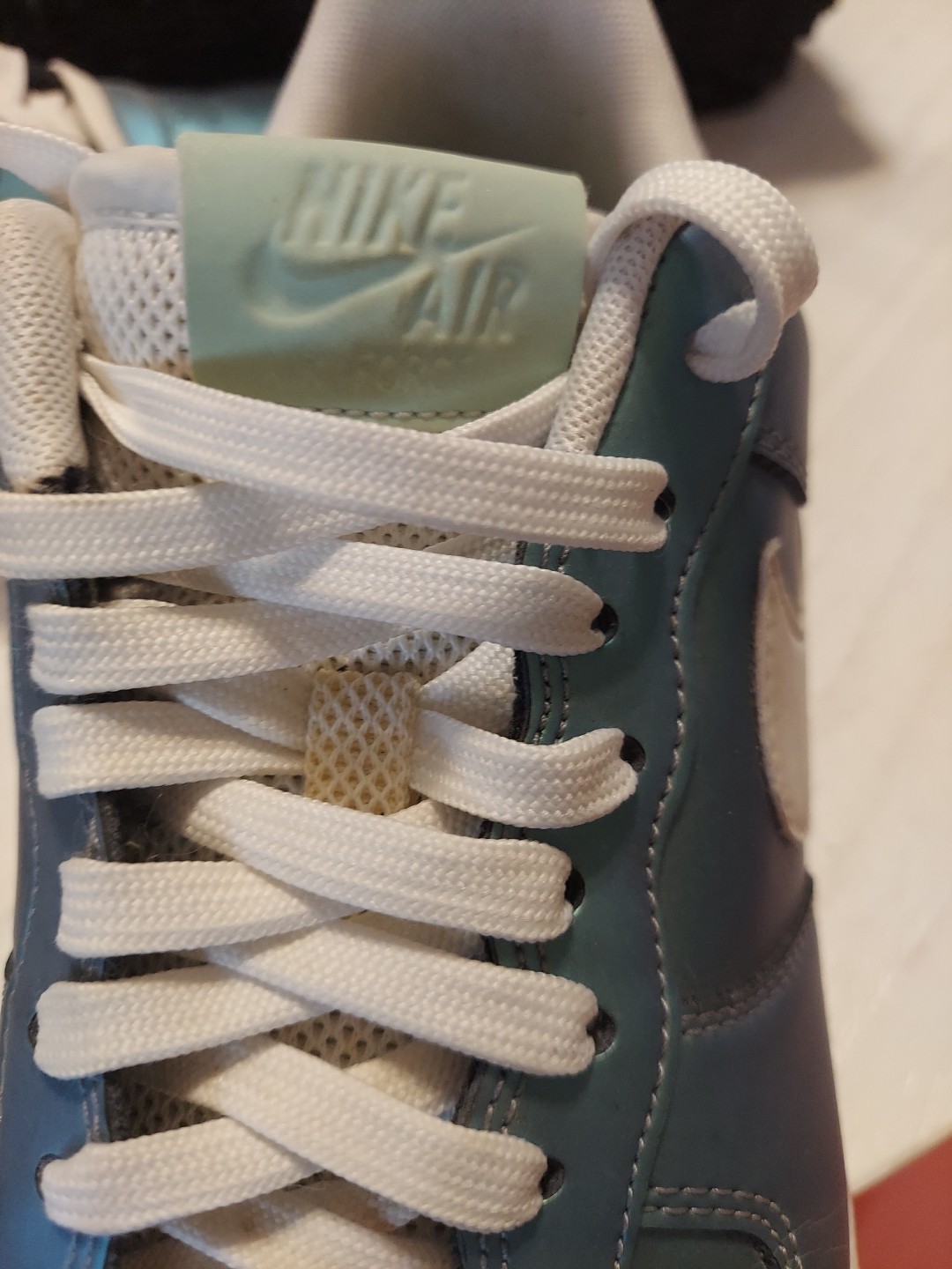 Nike Air Force 1 07 LV8 Fresh Mint Size 9