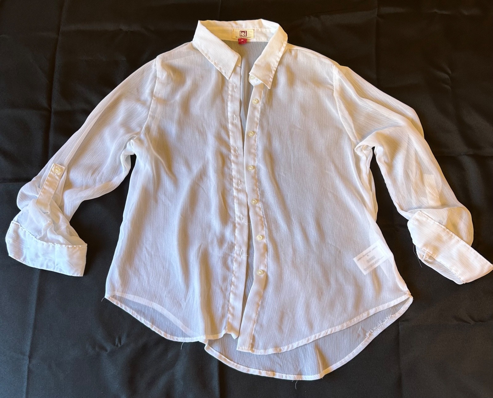 l.e.i. medium sheer white blouse