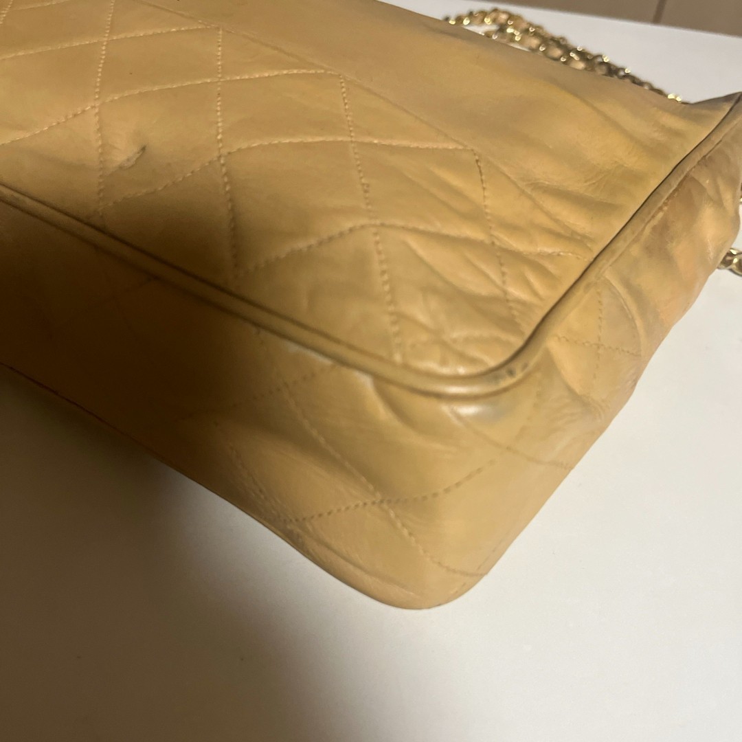 【Recolored】Chanel Matelasse Beige Chain Tote Bag Quilted Design Leather Used