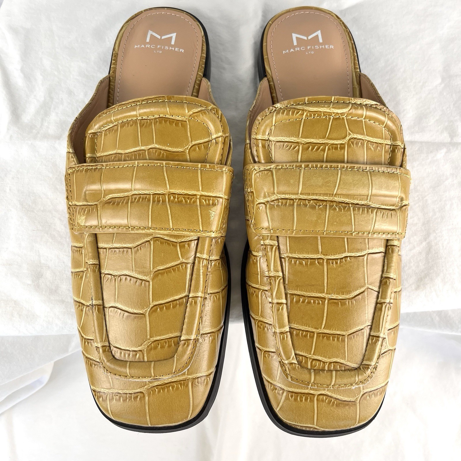 NEW Marc Fisher LTD Flyta Croc Embossed Woman’s Slip On Mules Leather Size 9M