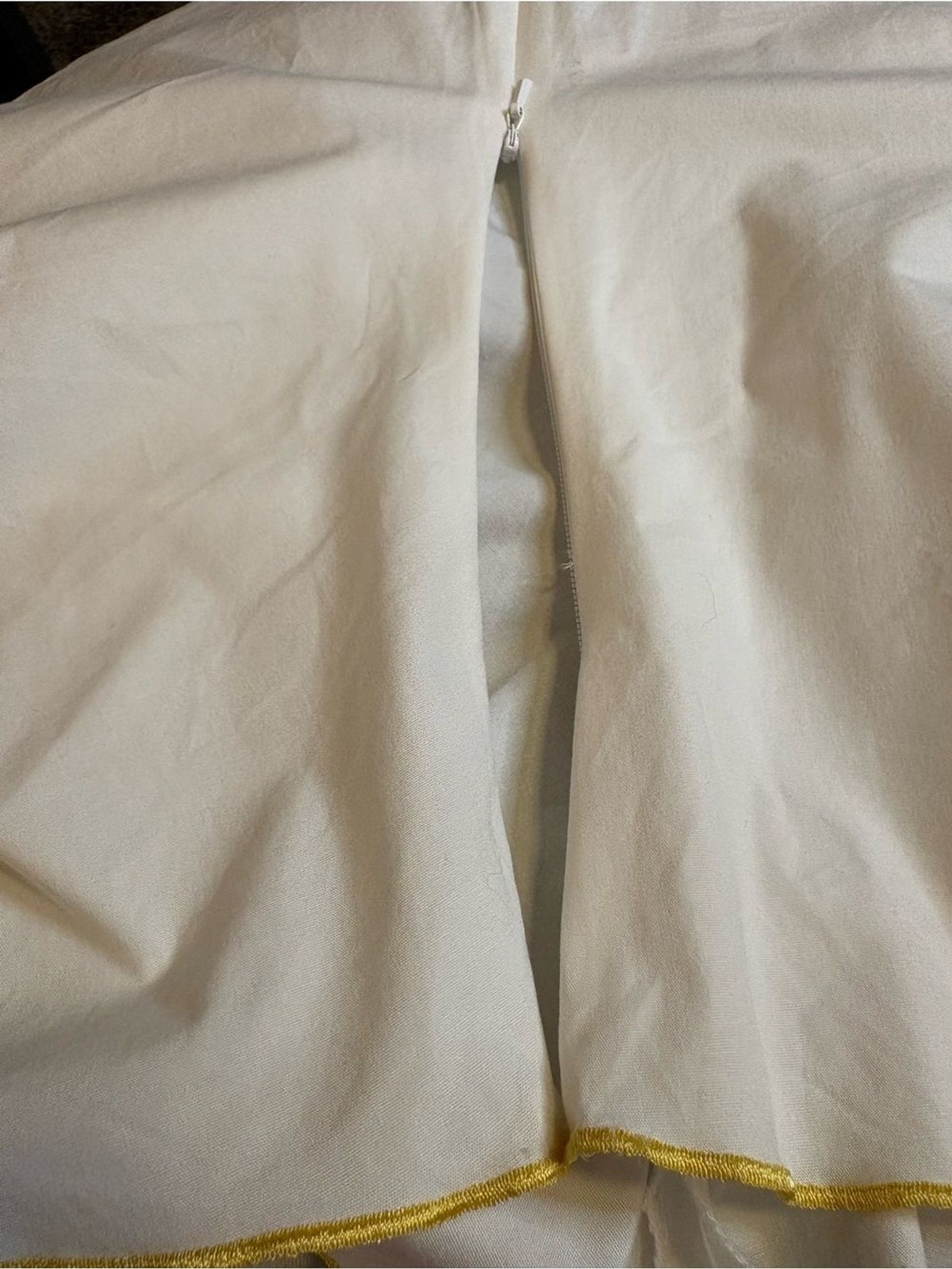 Oscar de la Renta White Sleeveless Ruffle-Front Sleeveless Blouse with Gold Trim